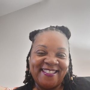 Meet your Posher, Michele